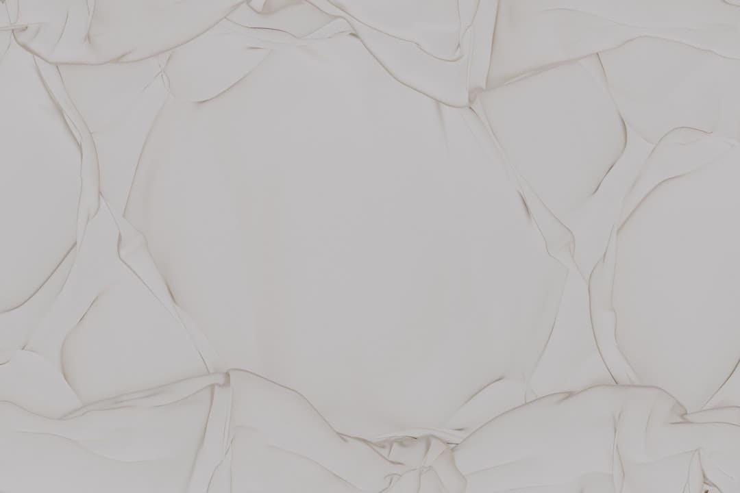 爱新觉罗·媚闪烁《亚洲新声》第二期 一首《Flowers》传递女人力气